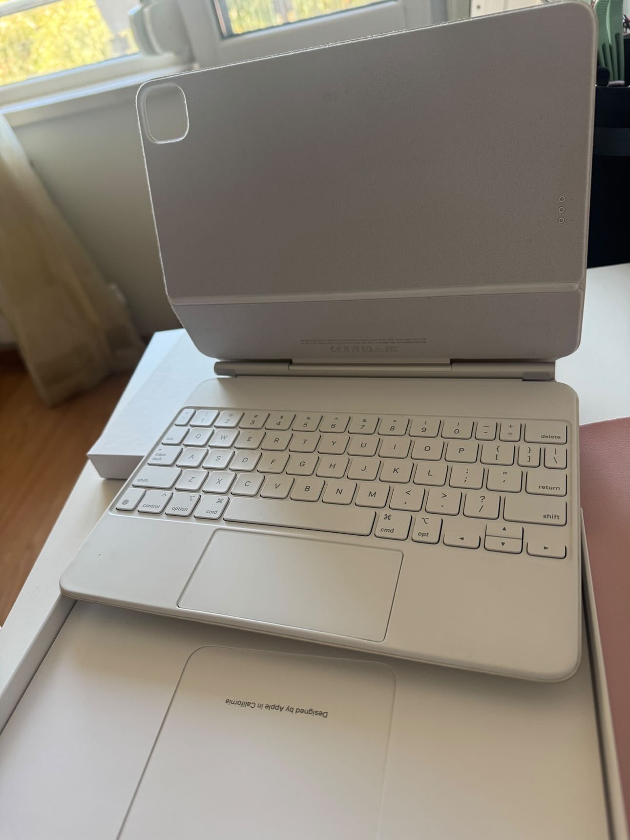 Apple Magic Keyboard за iPad