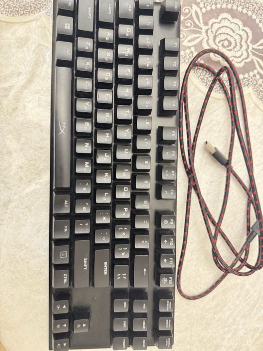 Клавиатура HyperX