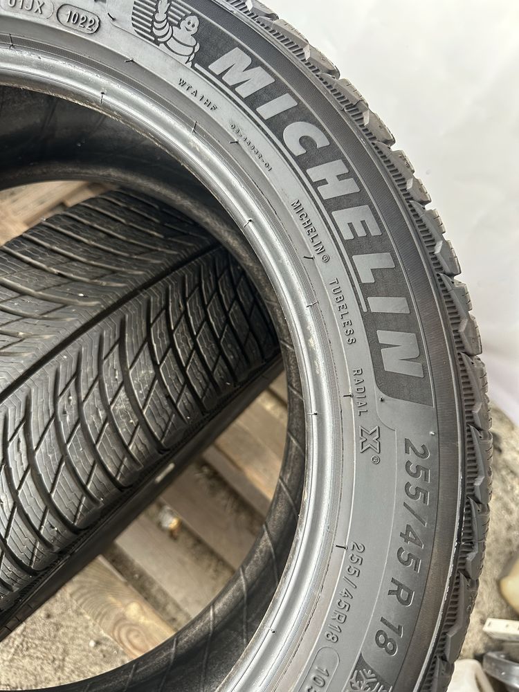 255/45/18 Michelin dot22