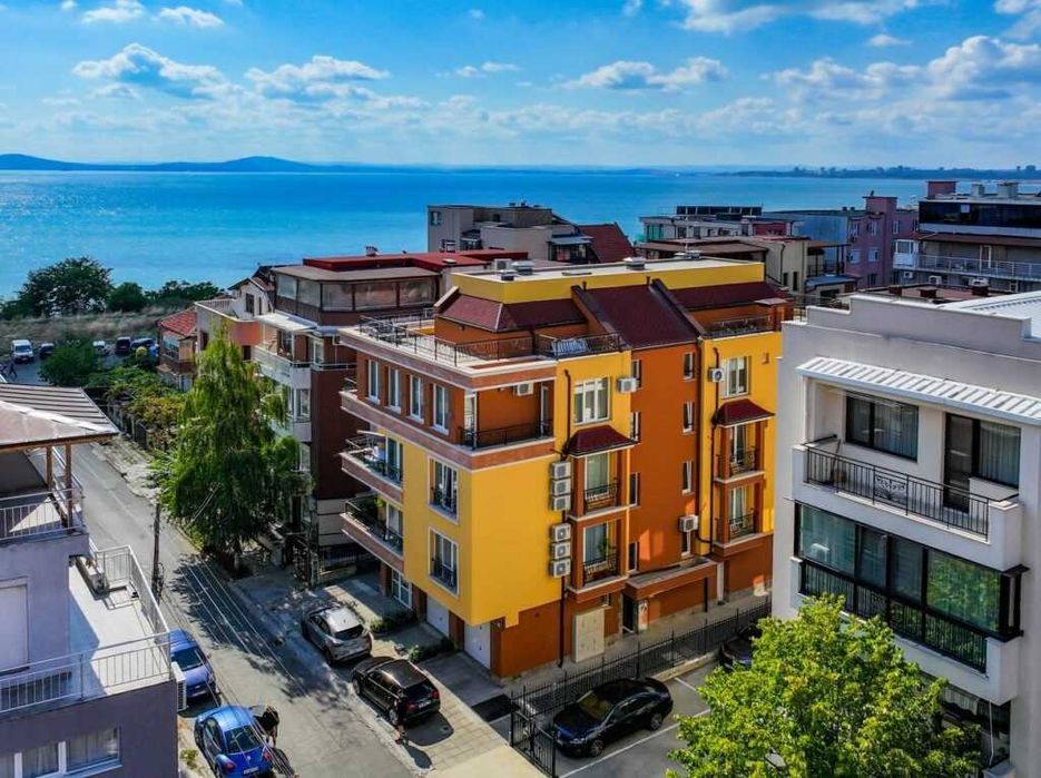 Двустаен апартамент без такса поддръжка в квартал Сарафово, Бургас