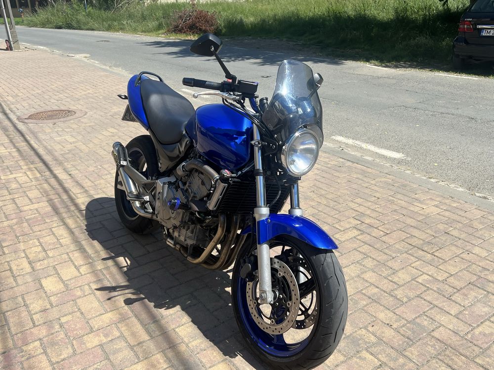 Honda hornet pc 34