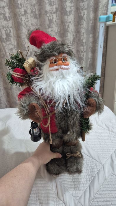Продаю деда мороза под елку
