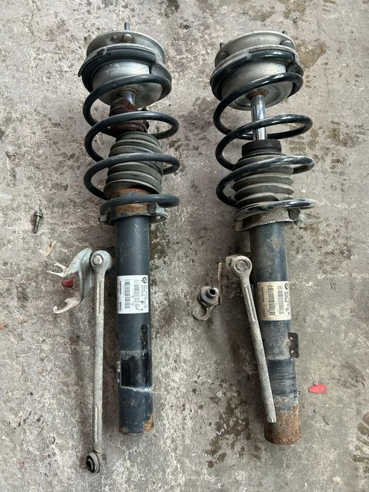 Предни амортисьори BMW E90 E91 E92 E93