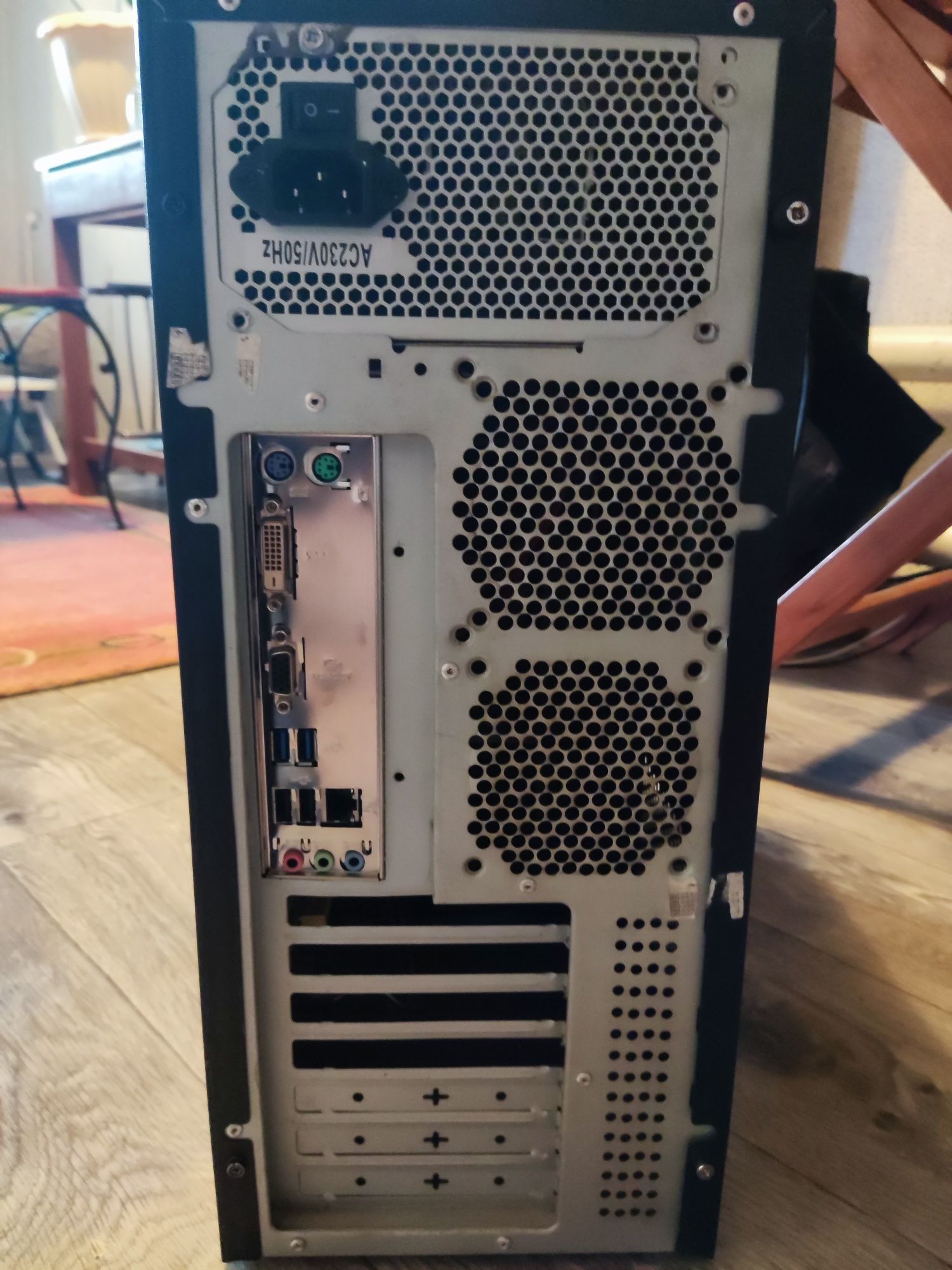 Компьютер 500гб.