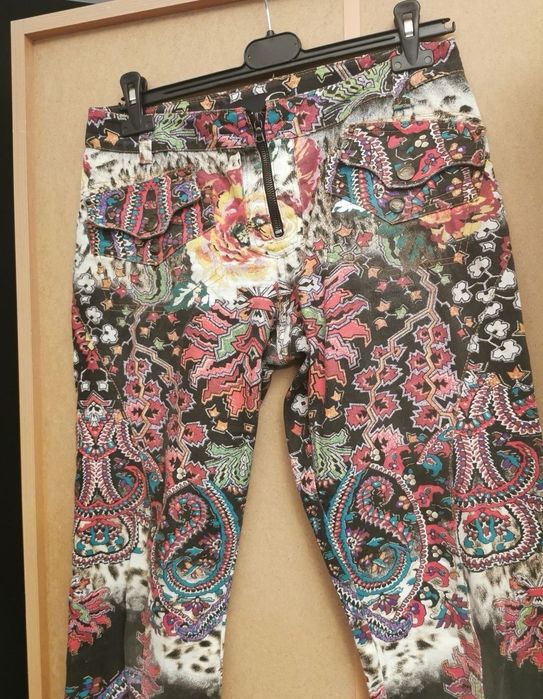 Pantaloni noi Roberto Cavalli măsura 44