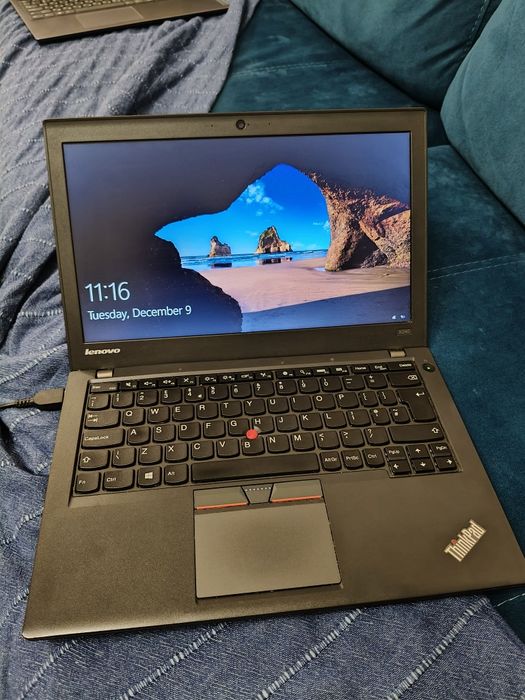 Лаптоп Lenovo ThinkPad X240
