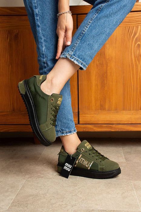 Adidași de dama 
36,37,38,38