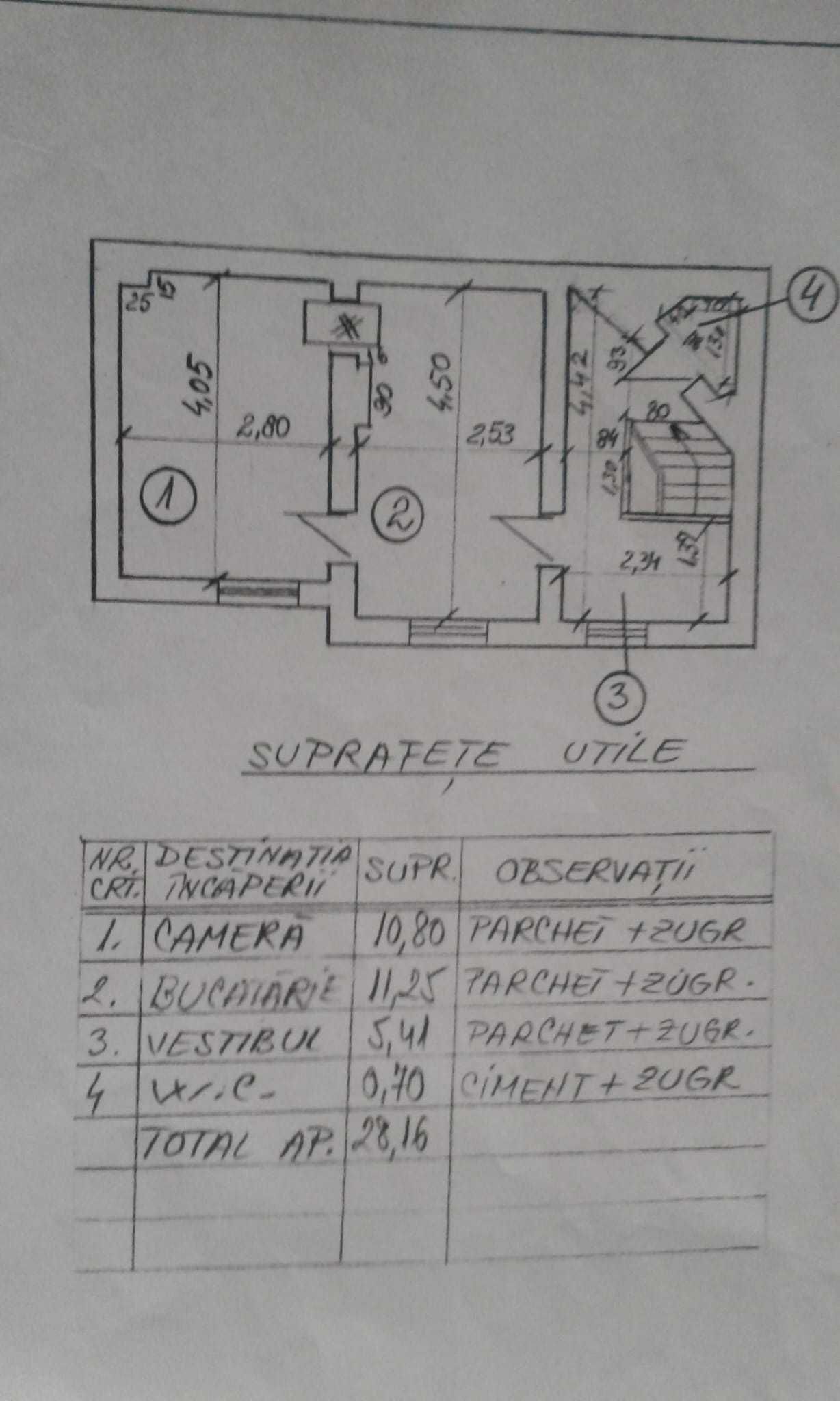 Proprietar,vand apartament 2 camere la curte,zona Stefan cel Mare