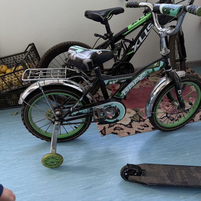 Продам срочно почти новые