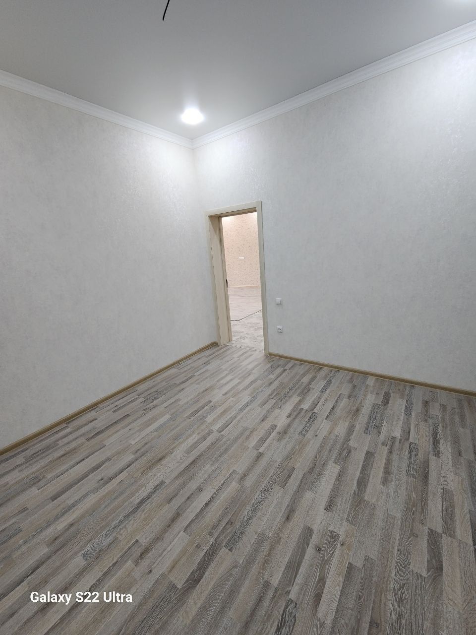 Продам 2/4/4 Мирзо-Улугбекский Район Массив Феруза