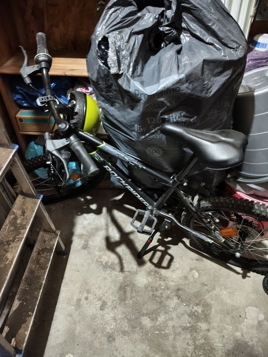 Vând bicicleta de copii de la RockerRider