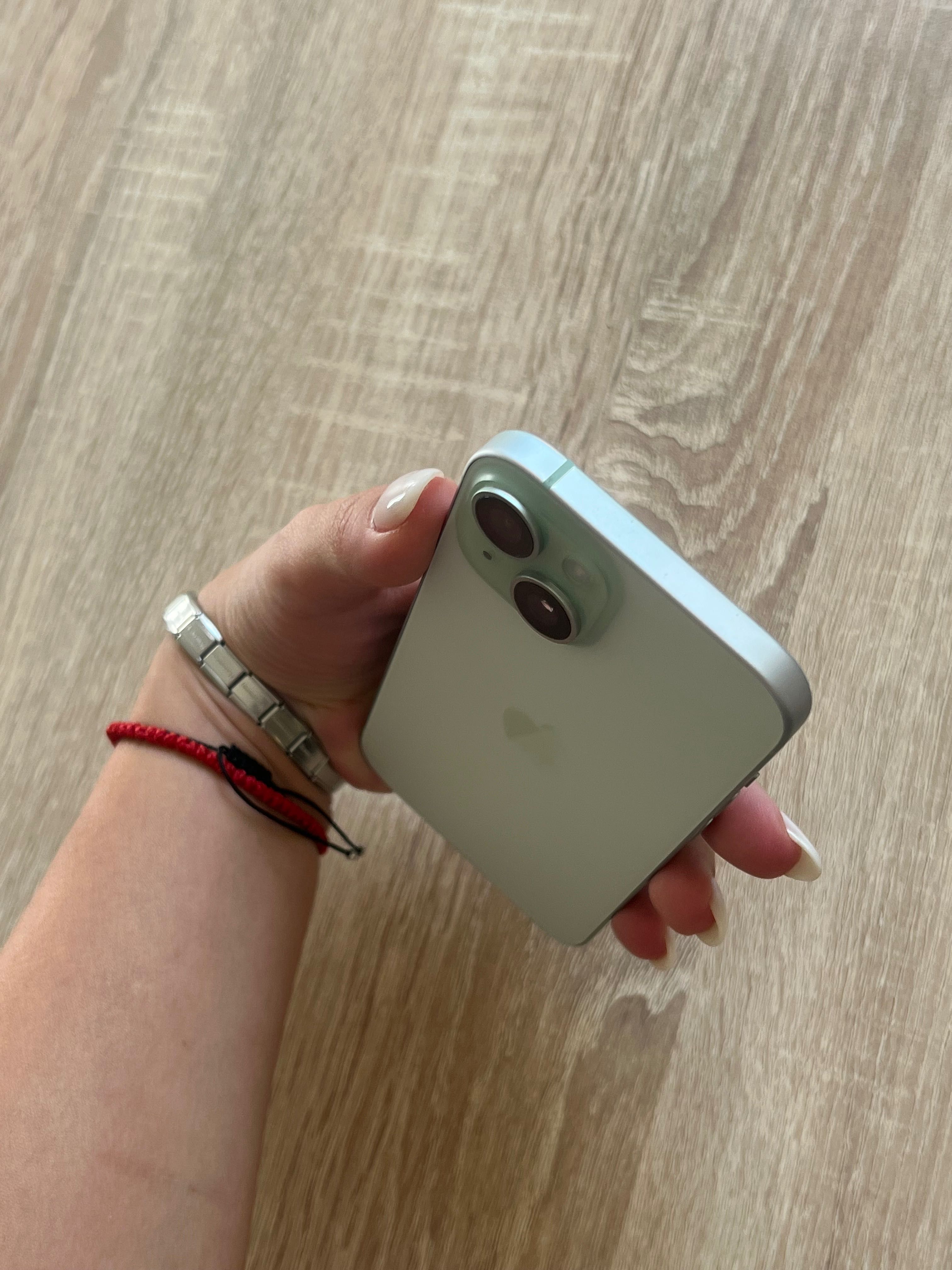 iPhone 15 зелен, 128GB