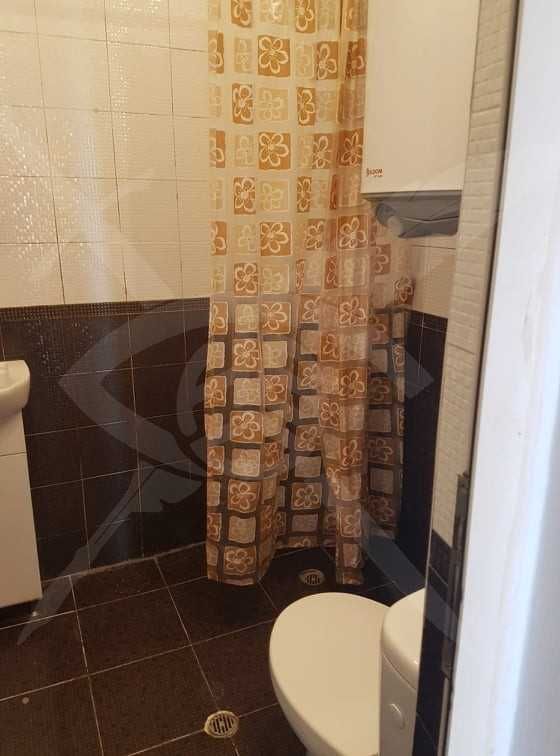 Дава се под наем Тристаен апартамент в Варна, Автогара - 80 кв.м за 400 € - Снимка #5