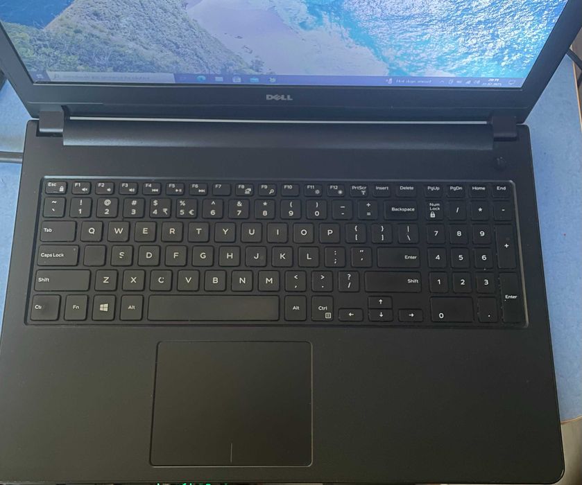 Laptop DELL Inspiron 15 5558