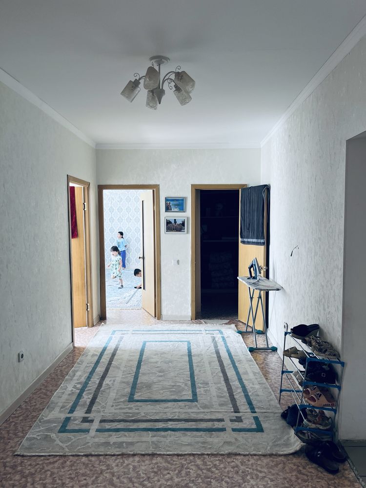 Продам дом  4микро район 15 г дом 256 кв