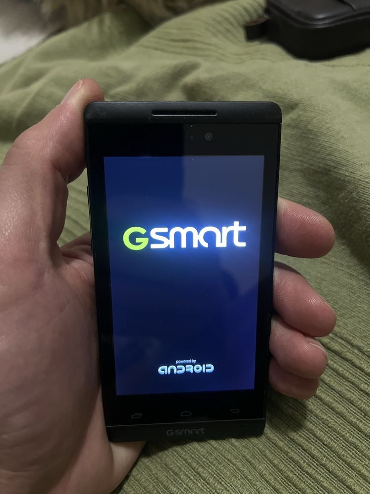 Мобилен телефон GSmart