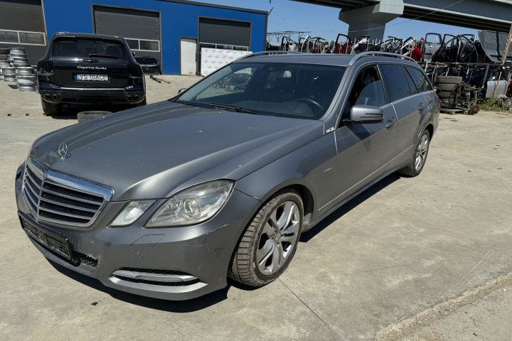 Balama hayon dreapta Mercedes-Benz E-Class W212 [2009 - 2013]