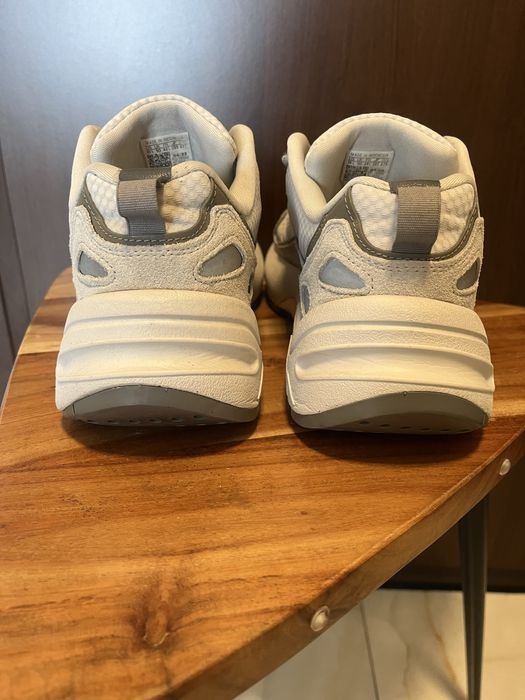 Маратонки,,Adidas”от кожа и плат ZX22BOOST