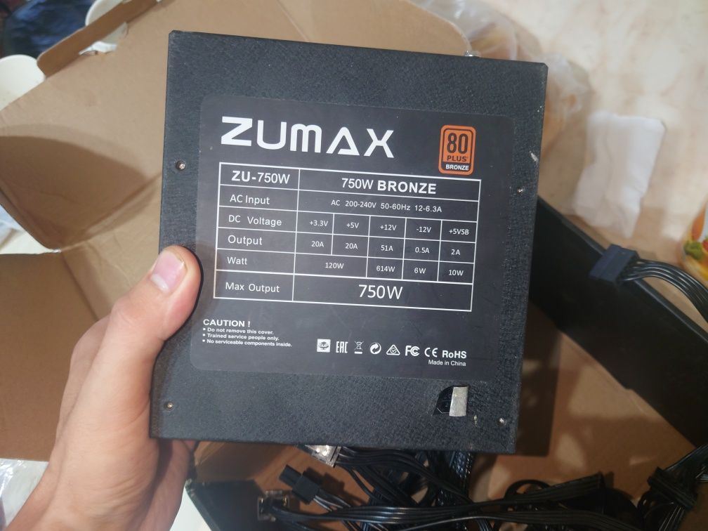 Блок питания ATX Zumax 750W