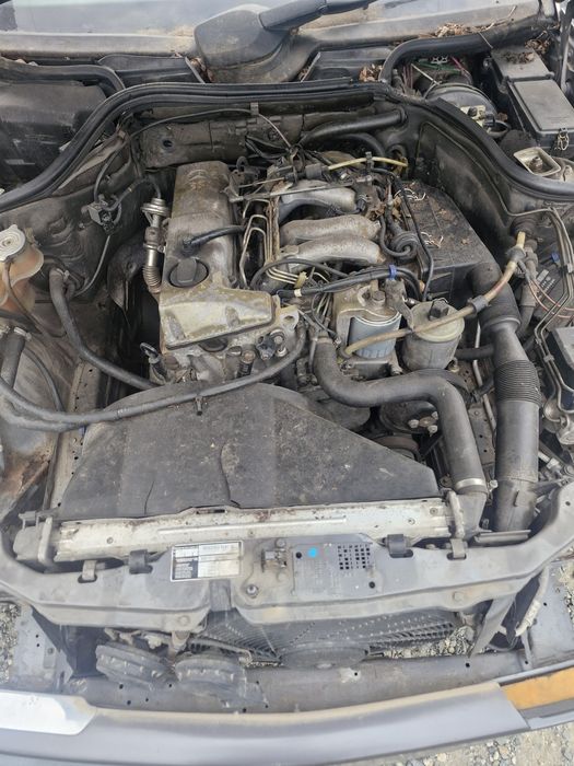 Мерцедес 124 2.0д НА ЧАСТИ