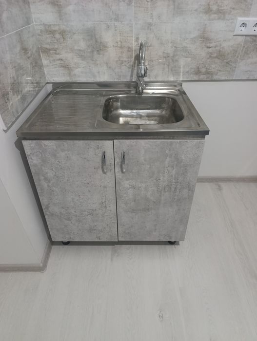 Продается кухонная мойка