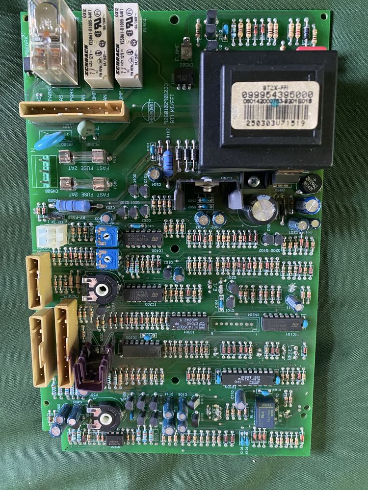 Repar placi electronice pentru orice aparat