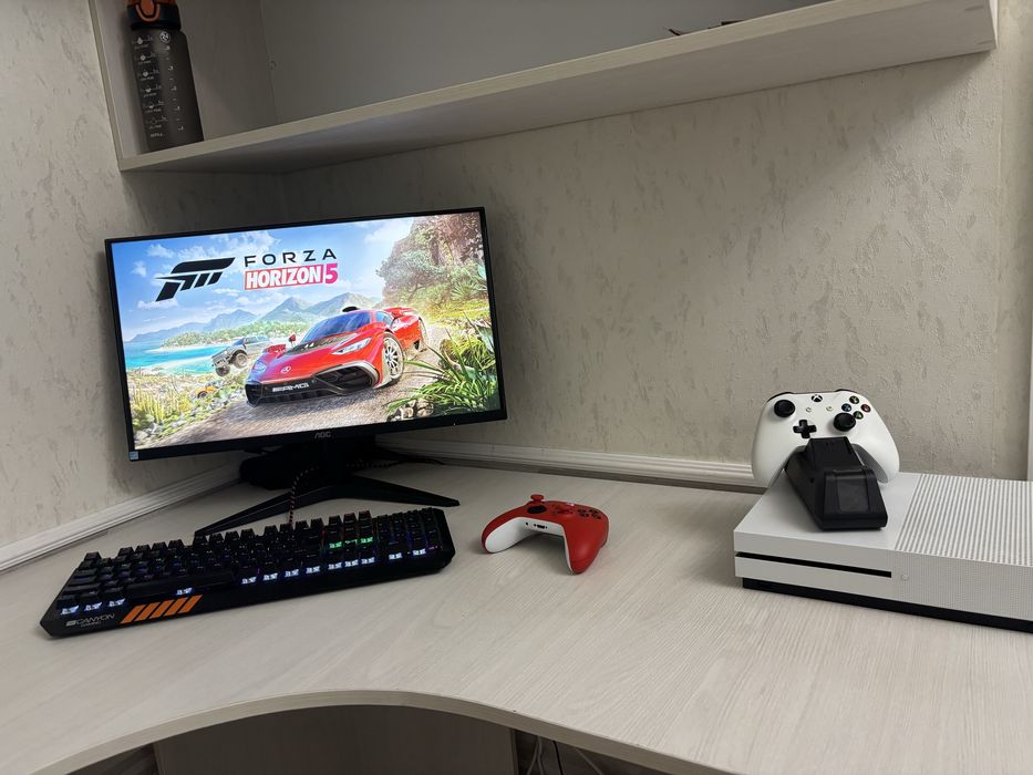 Продам X Box one S 1tb