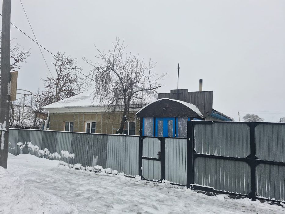 Продам дом в районе рем.завода.