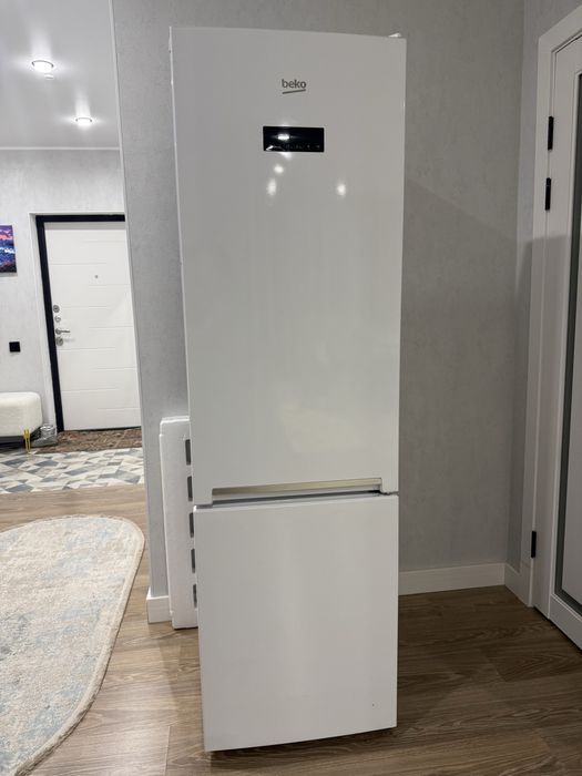 Холодильник BEKO