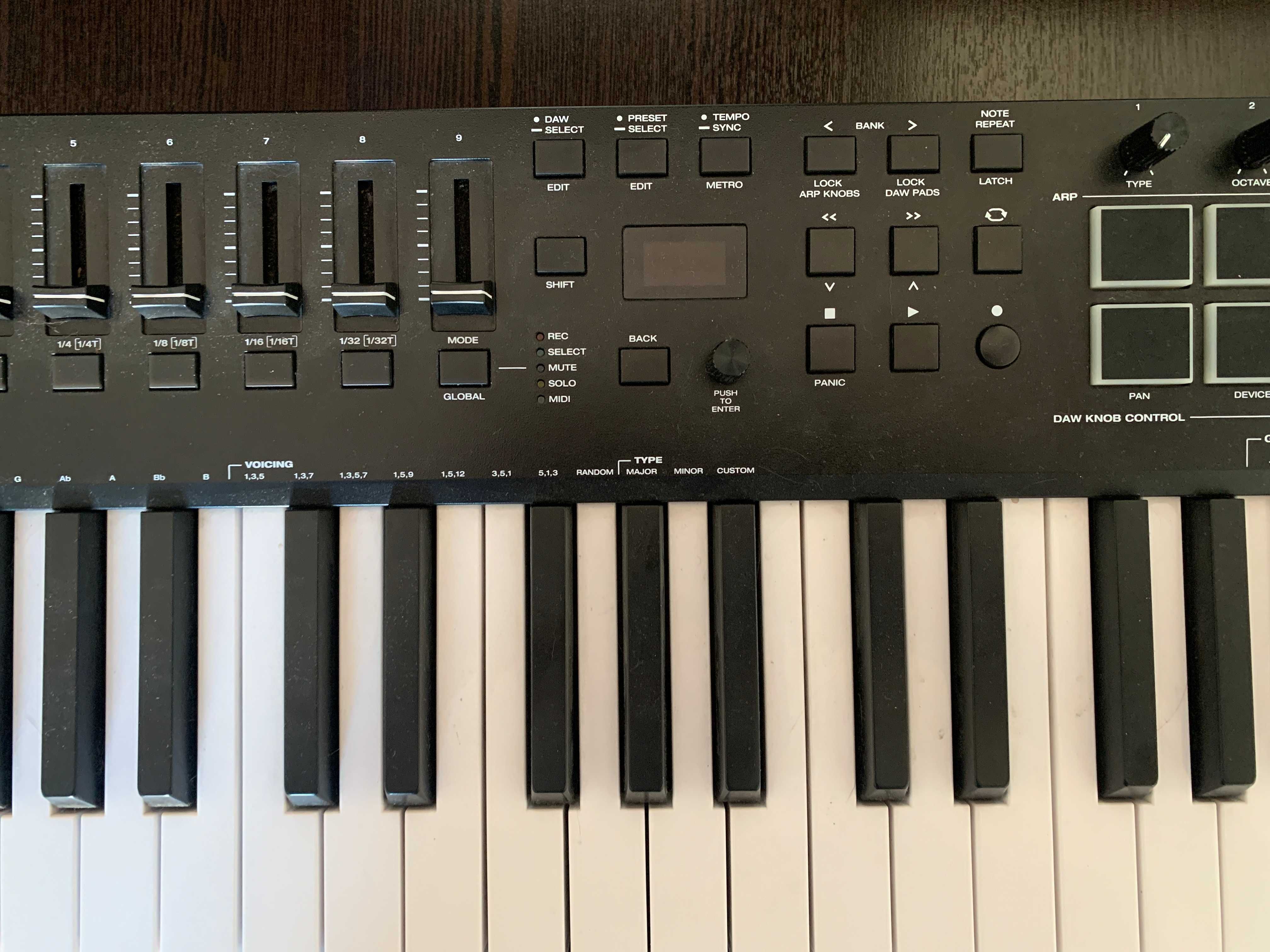 M-Audio Oxygen Pro 49 MIDI-клавиатура секвенсер