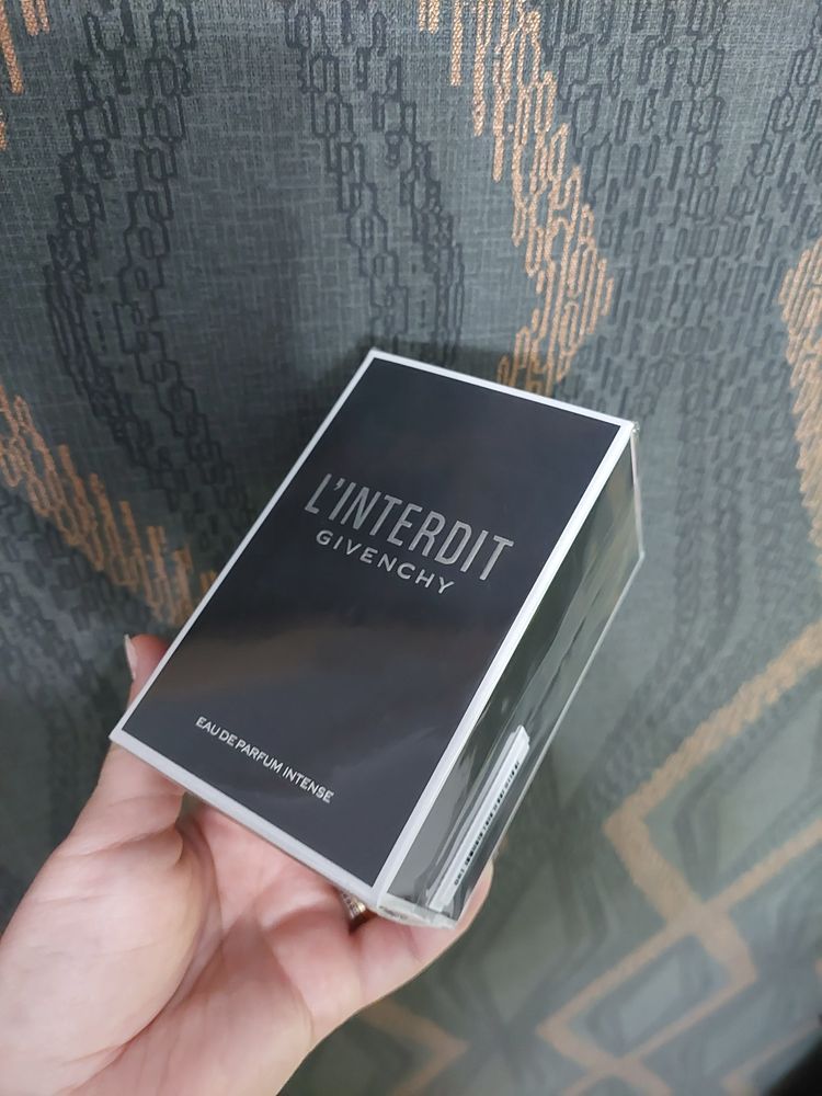 Givenchy L’interdit intense sigilat
