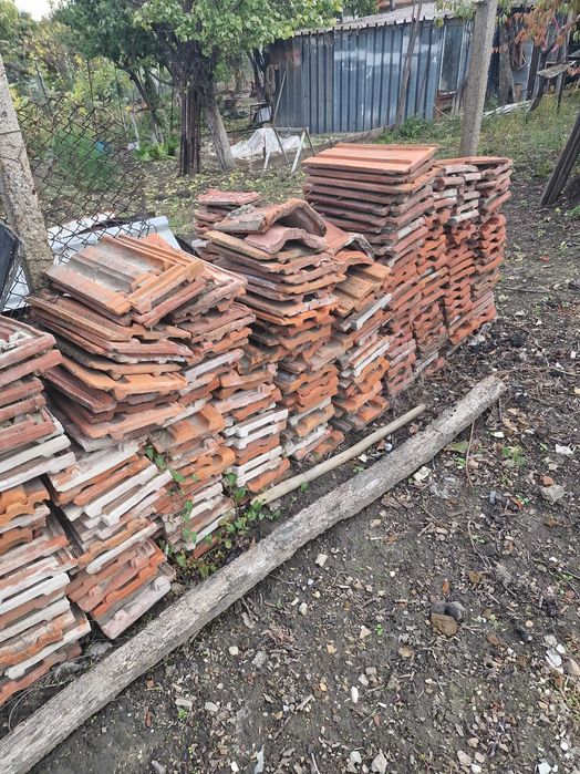 Продавам цигли втора употреба
