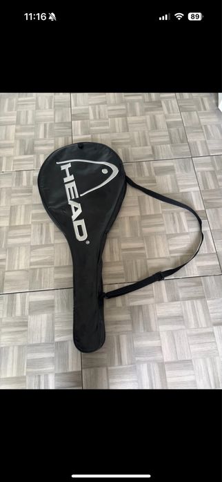 Vand doua huse palete de tenis de camp Head ca noi cu fermoar