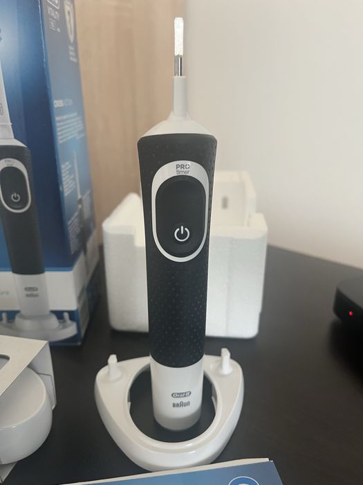 Четка за зъби Oral B