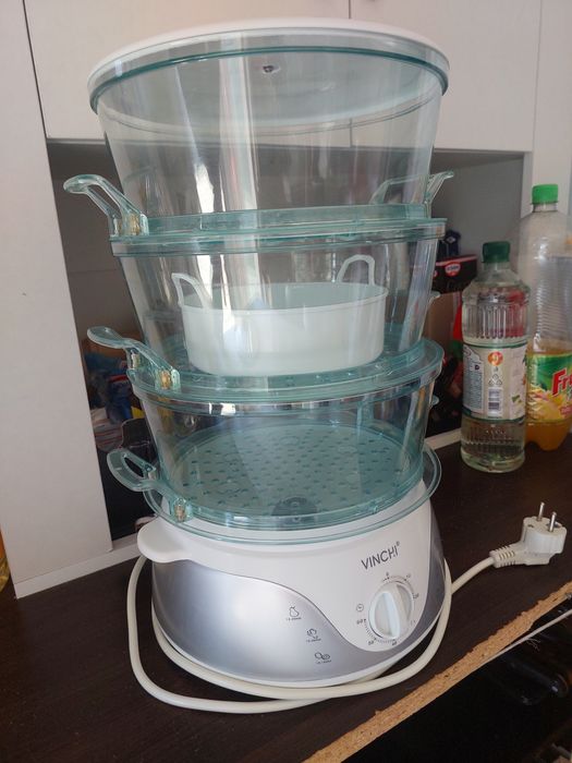 Aparat de gătit cu aburi