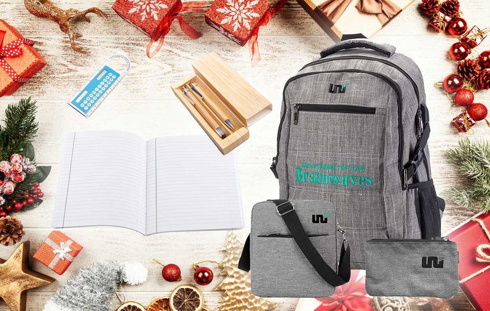 Раница с USB, молив, тетрадка и още+Коледни лакомства-КОЛЕДНА ПРОМОЦИЯ