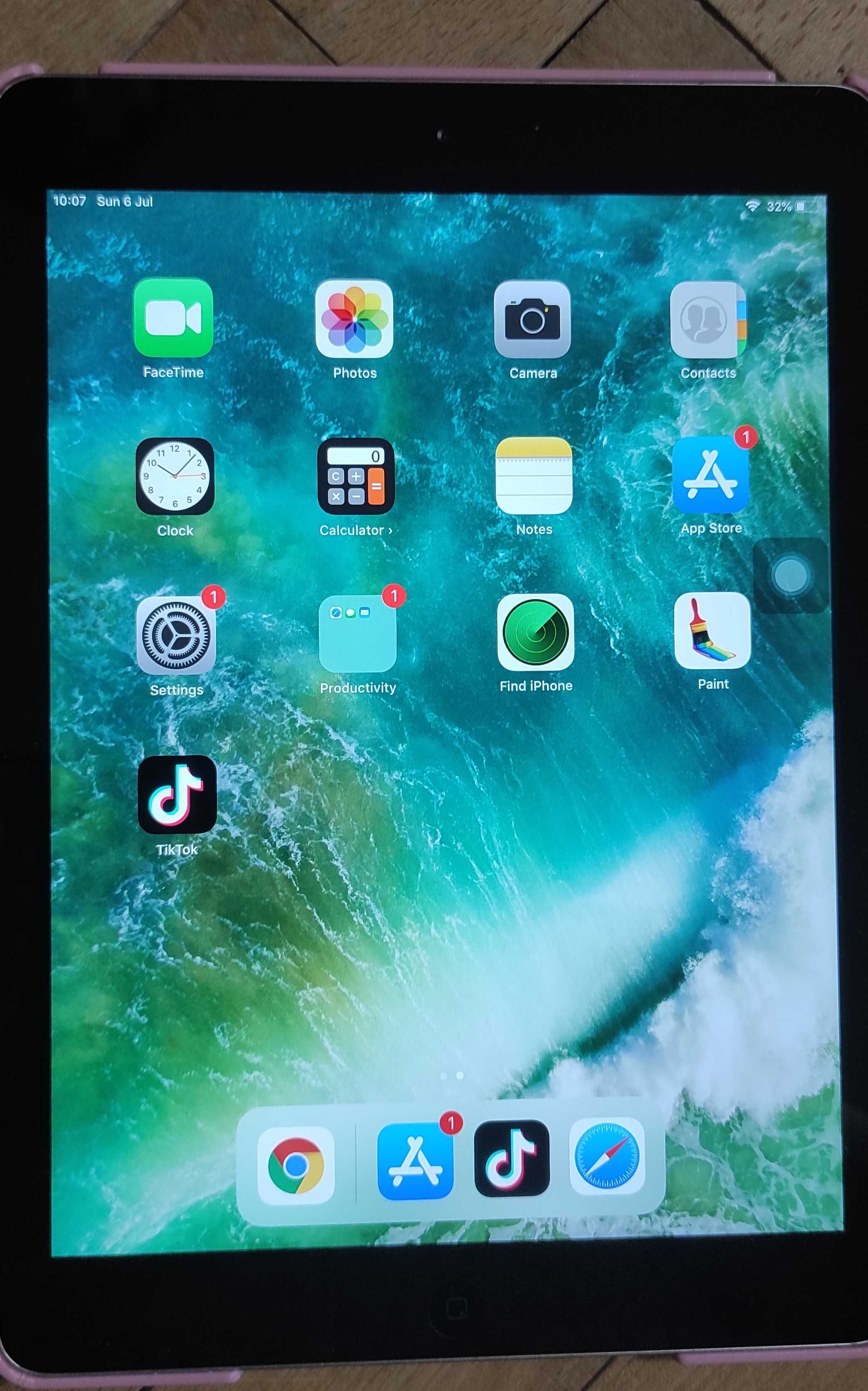 Ipad 2 , Apple таблет