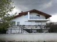 Собственик продава масивна къща в с.Бенковски, на 12км. от гр.Варна