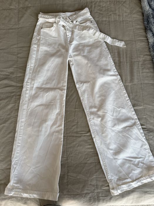 Беши дънки Zara с акцент колан