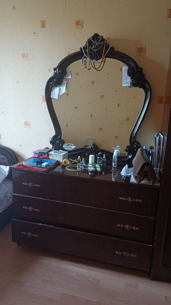 Продаётся спальный кровать