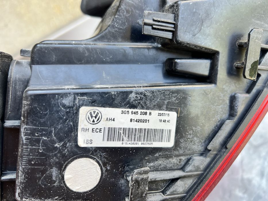 Stop dreapta pe aripa full led matrix Vw Passat B8 nfl sedan limuzina