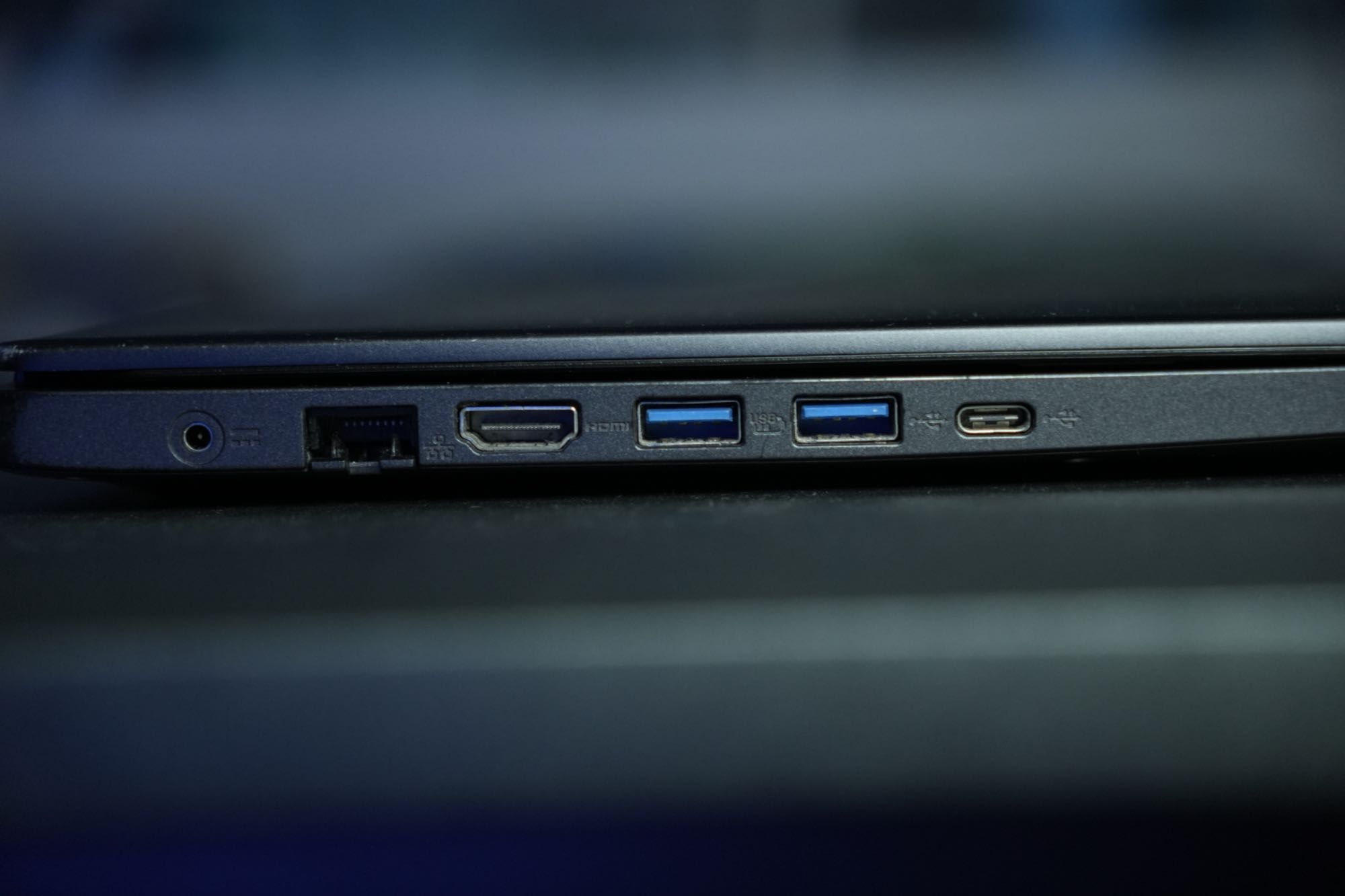 Acer Aspire 5 + мишка Glorious Model O + калъф
