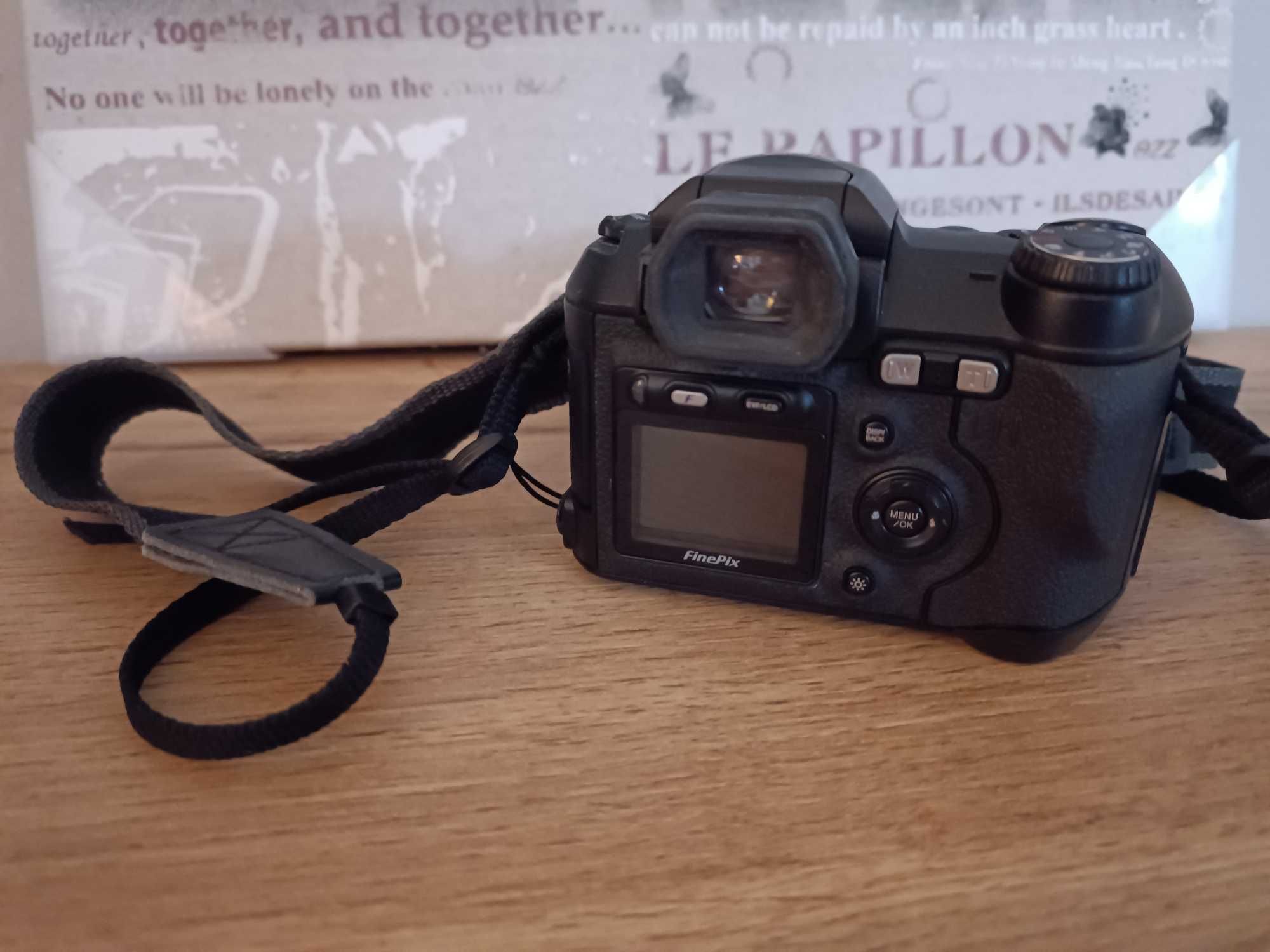 Fujifilm FinePix S5500