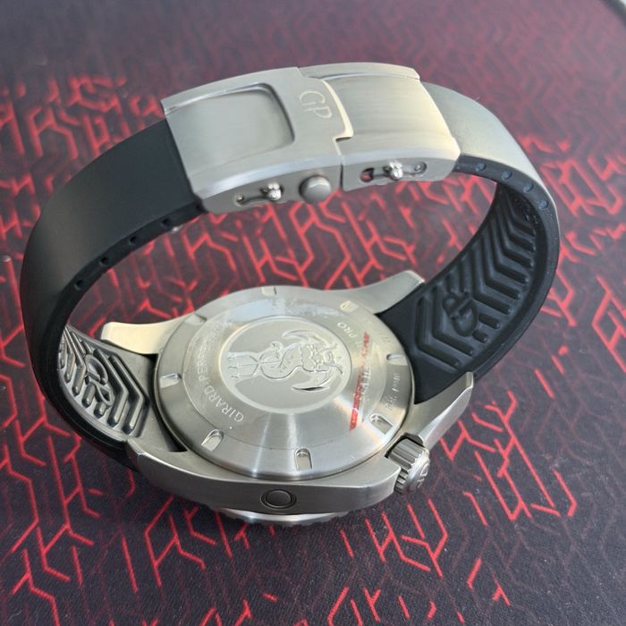 Girard Perregaux Sea Hawk PRO 3000m