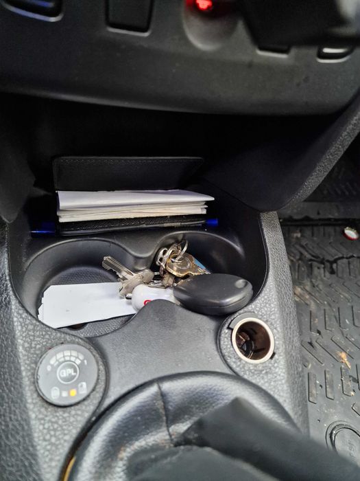 Dcia Logan break 0.9 turbo   GPL Navi