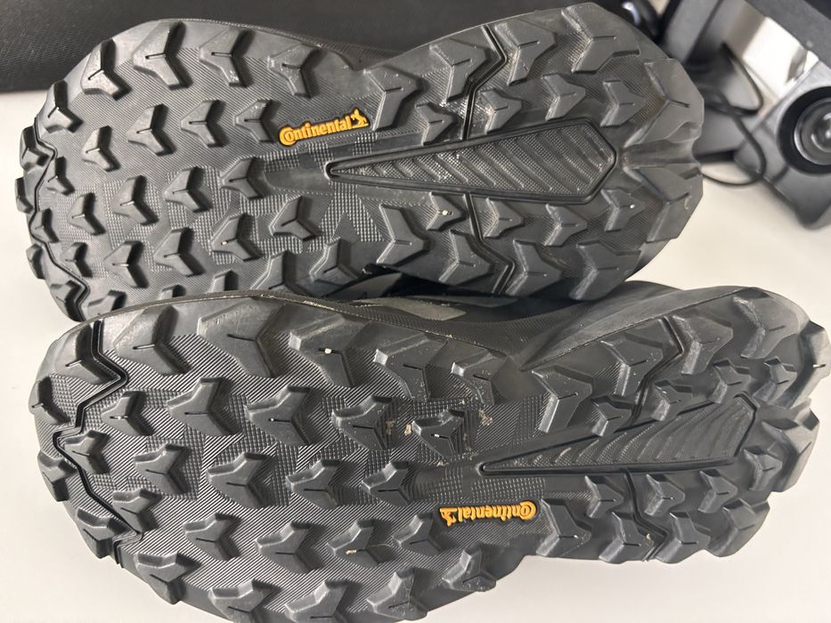 Adidas Terrex туристически обувки с Gore-tex мембрана