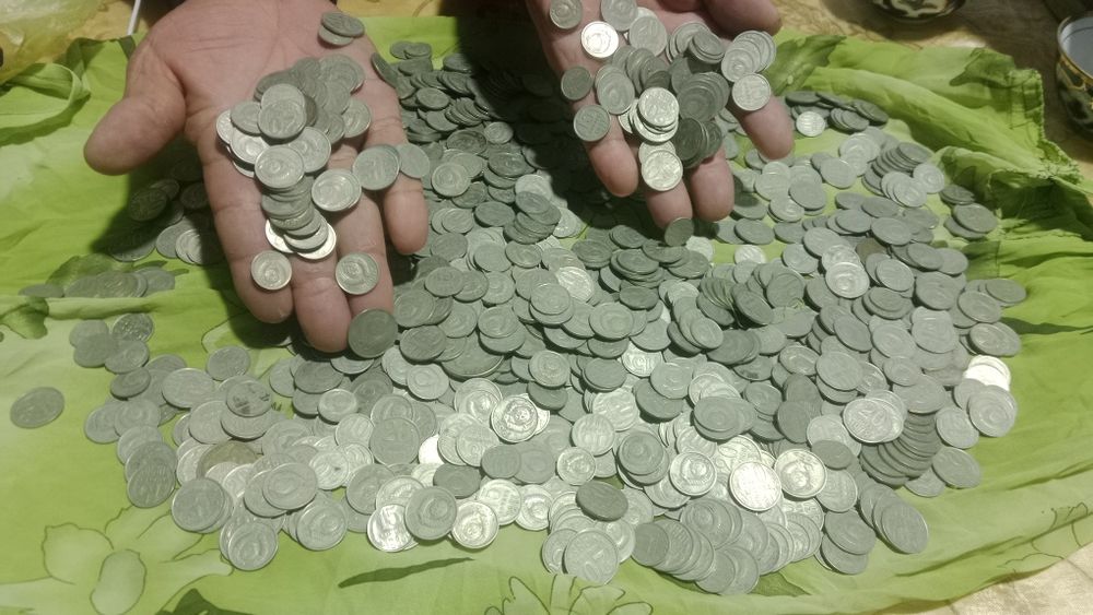 Tangalar sotiladi
