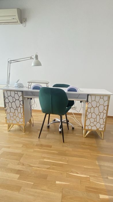 Masa manichiura cu aspirator Turbo nails sistem