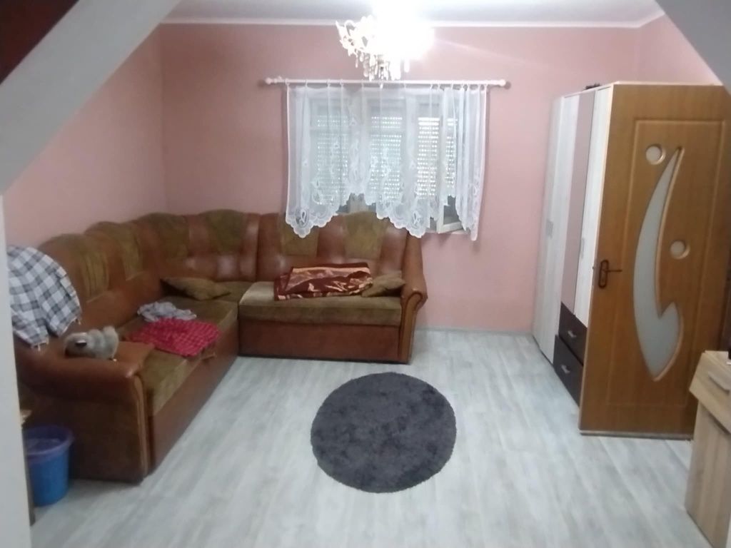 Casa de vanzare ín Cauaceu