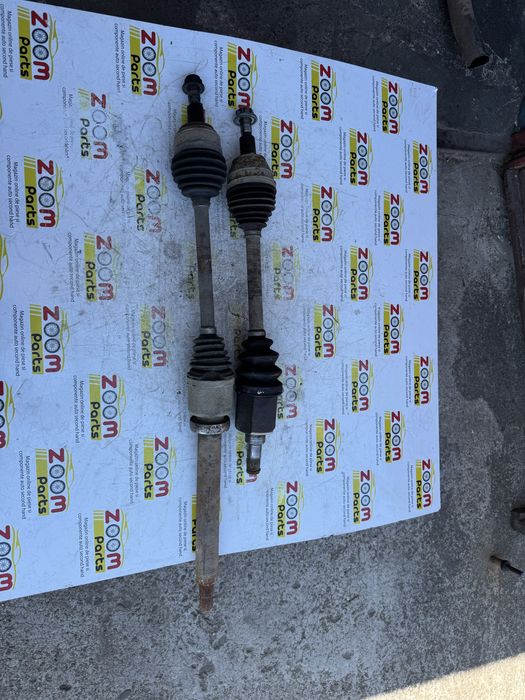 Planetara stanga dreapta Ford Focus 3 benzina 2013-2018